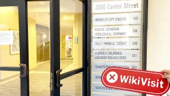 Uma visita ao site da Cryptocurrency Exchange FTX em Berkeley. Seu endereço comercial não existe