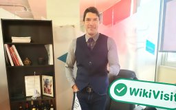 Kunjungan ke Cryptocurrency Exchange TOPFX di Siprus - Skala Kantor Besar