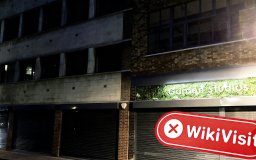 Посещение биржи криптовалюты ibitt в Лондоне, Англия, чтобы не найти здесь реальных бизнес-помещений