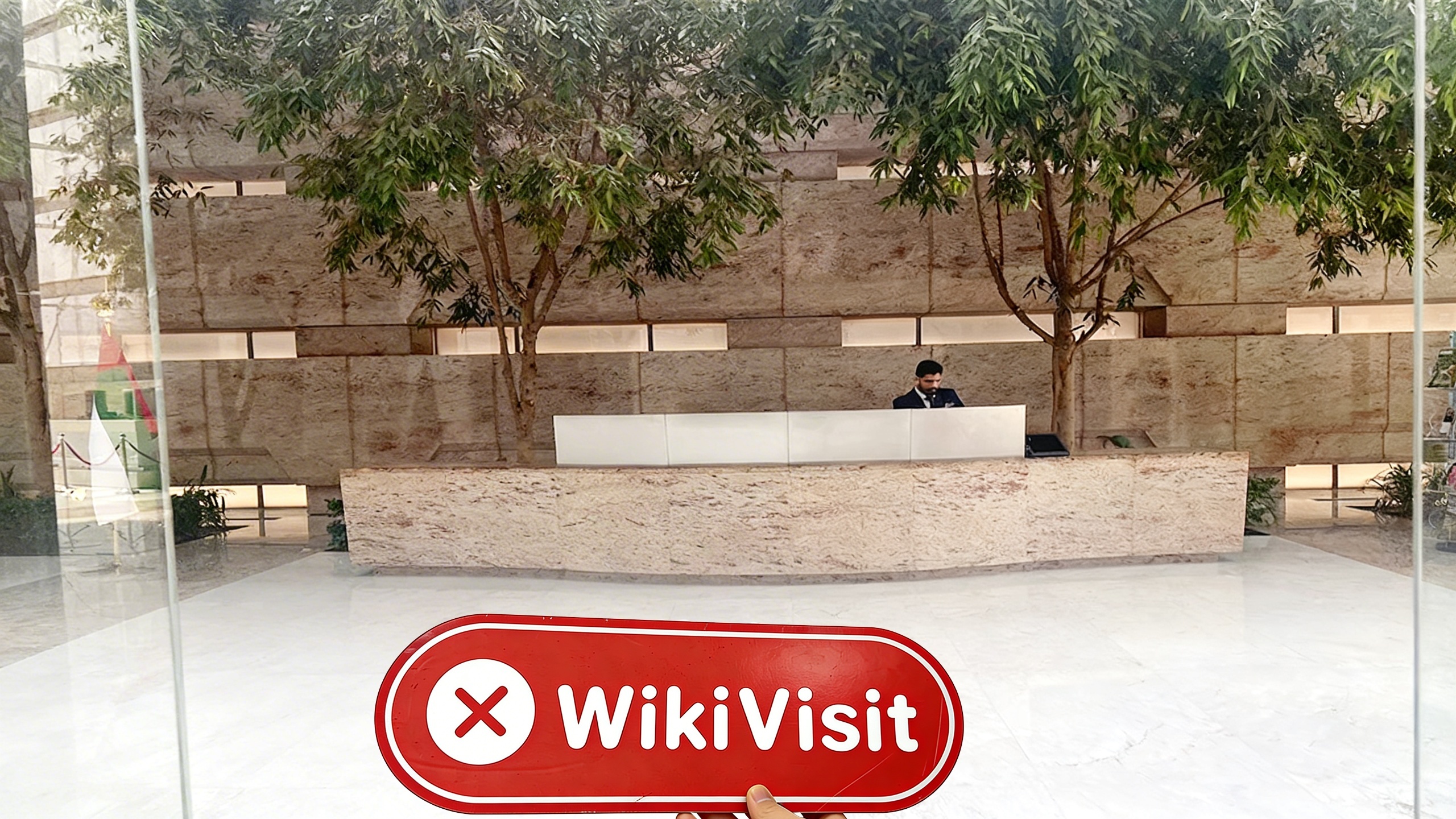 A Visit to AVATRADE in UAE - No Office Found