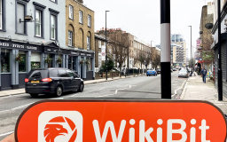 Một chuyến thăm trang web để trao đổi tiền điện tử Bẩn thỉu ở London Đó là một nhà hàng Trung Quốc nằm ở địa chỉ kinh doanh công cộng của nó